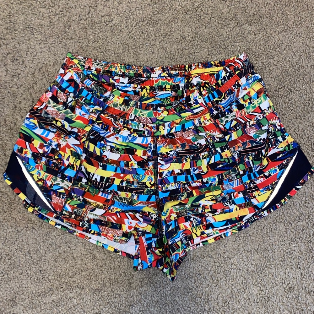 RARE Lululemon SeaWheeze 2018: Lego Hotty Hot Short size 6